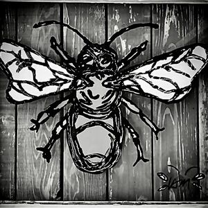 Meet your Posher, Bee